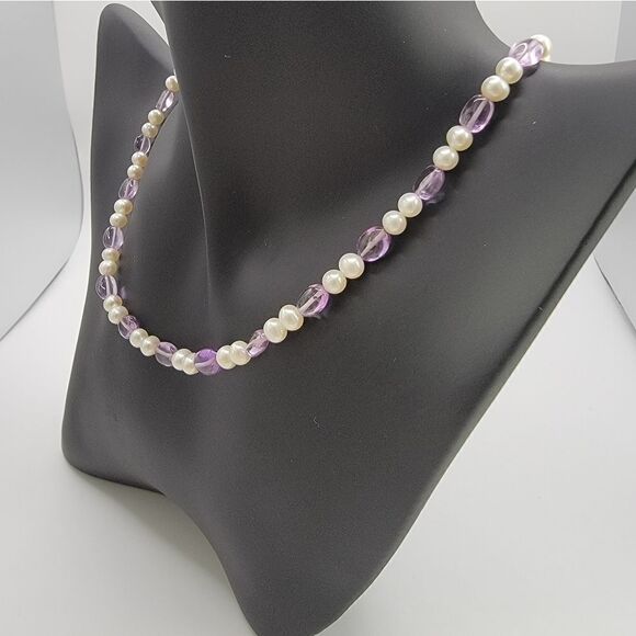 NEW Amethyst and Freshwater Pearl Necklace with Yellow Gold Clasp - Picture 3 of 6